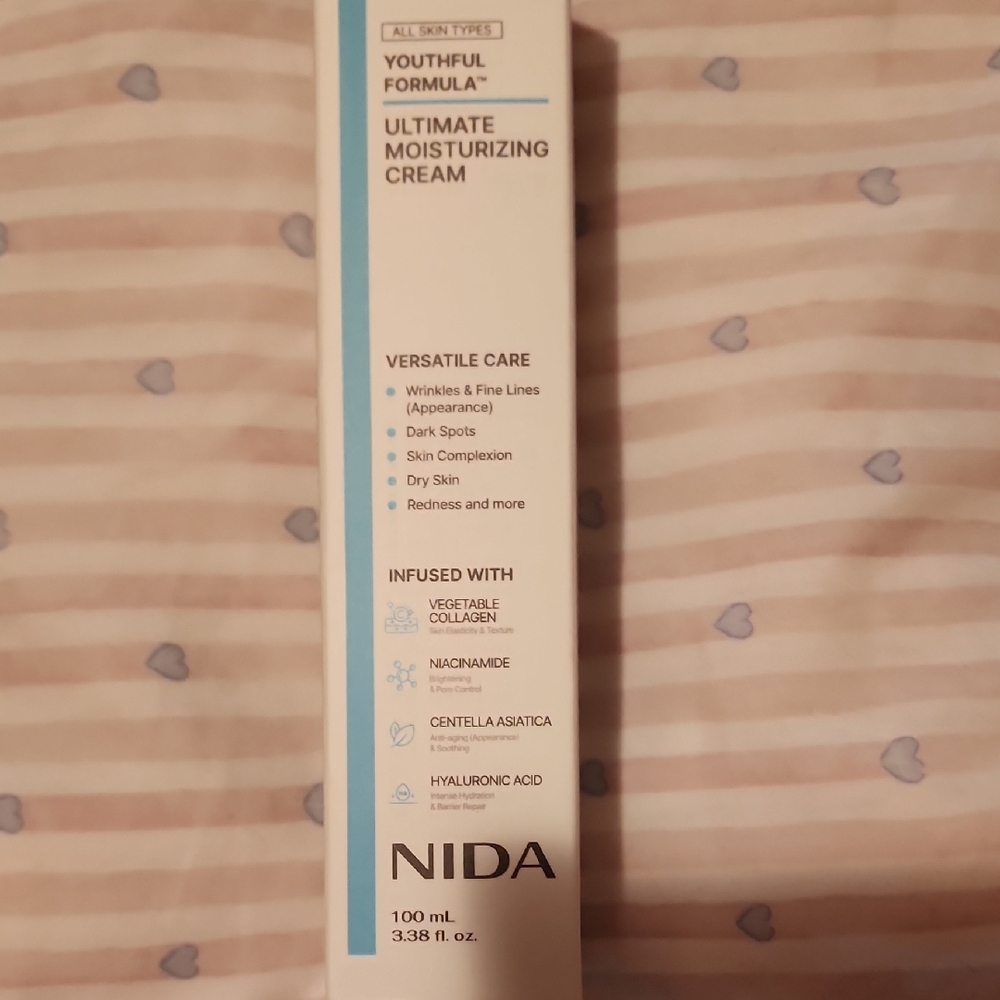 Youthful Formula Ultimate Moisturizing Cream — White/Blue